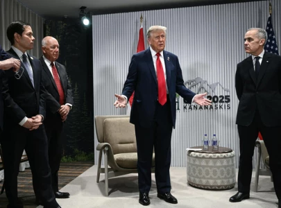 trump urges iran to talk trump urges iran to talk