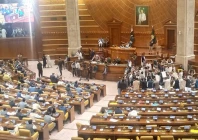 govt backs down on habitual offenders bill