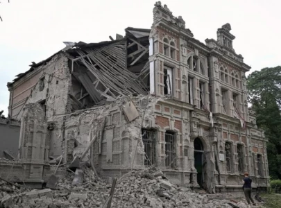 zelenskiy denies russia captures key city