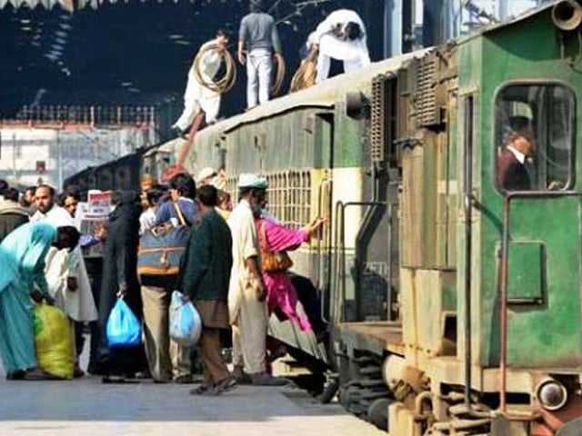 Rail travellers blast poor safety, maintenance