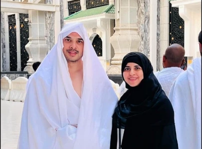 actors fatima effendi kanwar arsalan share moments from umrah on instagram
