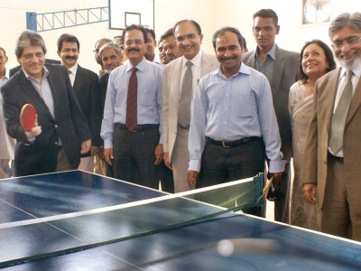 modern medicine dow university unmasks tb diagnostic technology