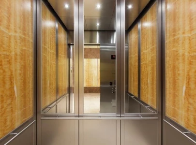 why is there often a mirror in the elevator