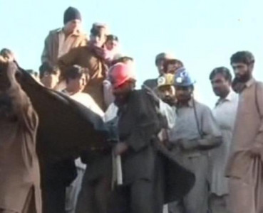 9 killed in balochistan coalmine collapse 9 killed in balochistan coalmine collapse
