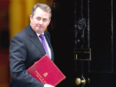 blurred judgement uk defence chief quits after scandal blurred judgement uk defence chief quits after scandal