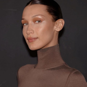 after gigi bella hadid to donate fashion week earnings to ukraine palestine