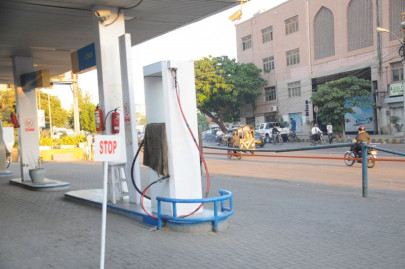 public transport thin as cng stations stay closed
