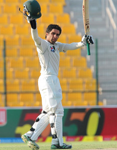 first test umar s ton gives pakistan the advantage