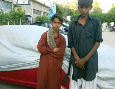 red alert car wash children stumble across bomb avert disaster