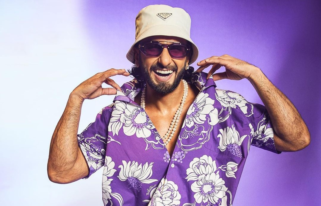 Ranveer Singh picks a quirky floral printed co-ord set and unique  sunglasses as he attends NBA Abu Dhabi Games 2022 2022 : Bollywood News -  Bollywood Hungama
