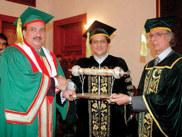 ku teachers ask governor to revoke malik s degree ku teachers ask governor to revoke malik s degree
