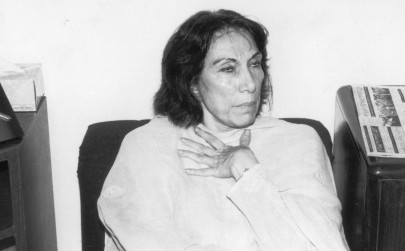 twitter alert nusrat bhutto faced zia like a rock twitter alert nusrat bhutto faced zia like a rock