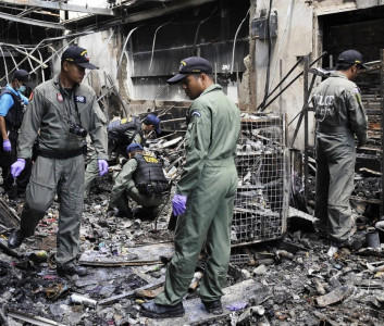 seven killed in southern thailand attacks