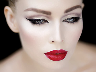 eye spy latest make up trends