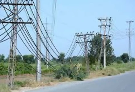 faulty poles hanging wires threaten lives in mailsi