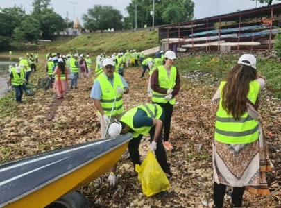 medical waste found at rawal lake medical waste found at rawal lake