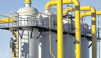 rlng diversion to the domestic sector and demand destruction in the captive power sector have put financial constraints on sngpl making it difficult for the company to pay off liabilities photo file