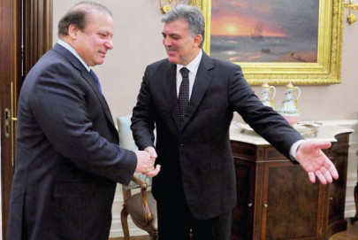 sharif to learn turkish strategy to rein in the military sharif to learn turkish strategy to rein in the military