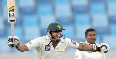 cricket azhar reaches elusive ton cricket azhar reaches elusive ton