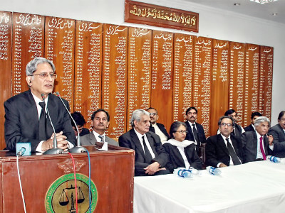 why no lawyers movement against dictators warraich asks aitzaz why no lawyers movement against dictators warraich asks aitzaz