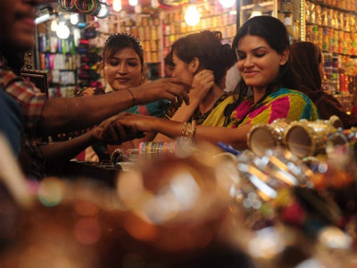 pakistanis open their wallets in ramazan but do they open their hearts pakistanis open their wallets in ramazan but do they open their hearts