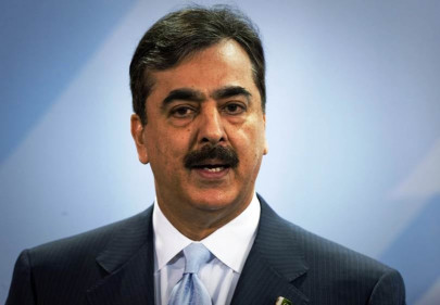 power politics gilani hits out at opposition for street agitation