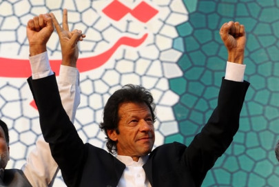 imran khan s tsunami sweeps lahore imran khan s tsunami sweeps lahore