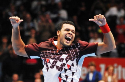 tennis tsonga wins vienna title
