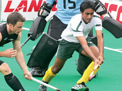 hockey pakistan look for shock win today