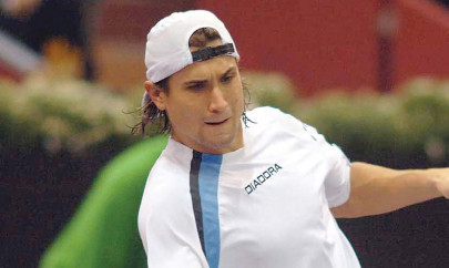 tennis ferrer cruises past verdasco tennis ferrer cruises past verdasco