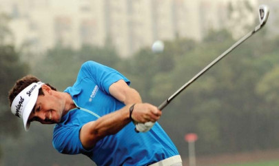 golf bradley leads hsbc champions charge