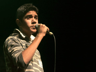 tomorrow s nusrat fateh ali khans and mehdi hassans captivate the audience