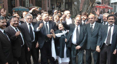 musharraf s emergency rule lawyers across the country observe black day musharraf s emergency rule lawyers across the country observe black day