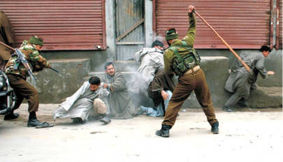 several injured in indian kashmir clashes several injured in indian kashmir clashes