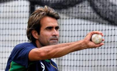 tahir philander in as south africa bowl in first test