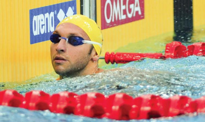 swimming thorpe fares poorly on comeback swimming thorpe fares poorly on comeback