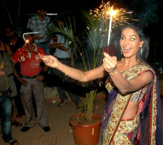 veena offered rs45m for appearance marriage on indian tv veena offered rs45m for appearance marriage on indian tv