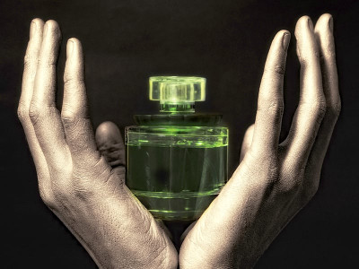 scents for suave men