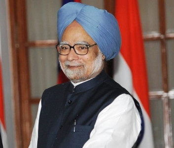 pakistan army on board peace talks singh