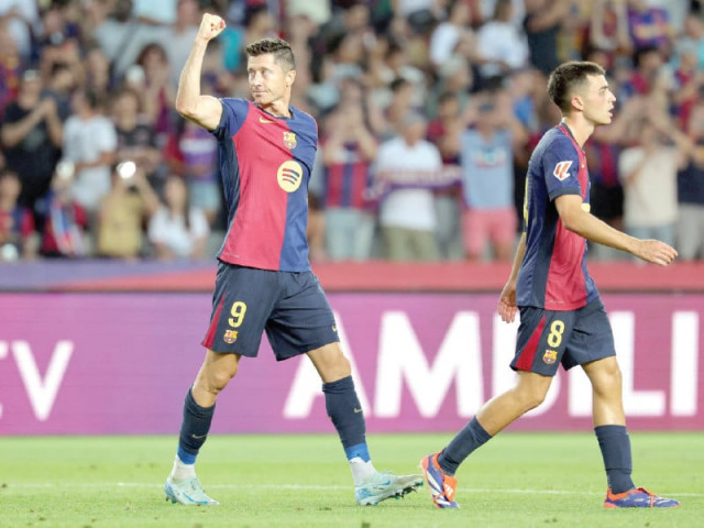 barcelona s polish forward robert lewandowski celebrates scoring his team s second goal against athletic photo afp barcelona s polish forward robert lewandowski celebrates scoring his team s second goal against athletic photo afp