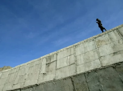 iran walls off part of border with afghanistan iran walls off part of border with afghanistan