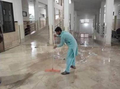 hospitals undergo daily deep cleaning