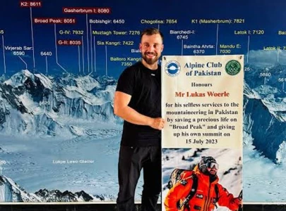 austrian climber lauded for broad peak rescue