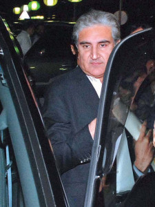 another political tremor qureshi departs in a blaze of glory another political tremor qureshi departs in a blaze of glory