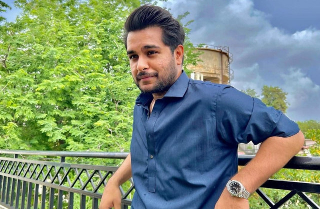 asim azhar apologises for posting video with music in muharram asim azhar apologises for posting video with music in muharram