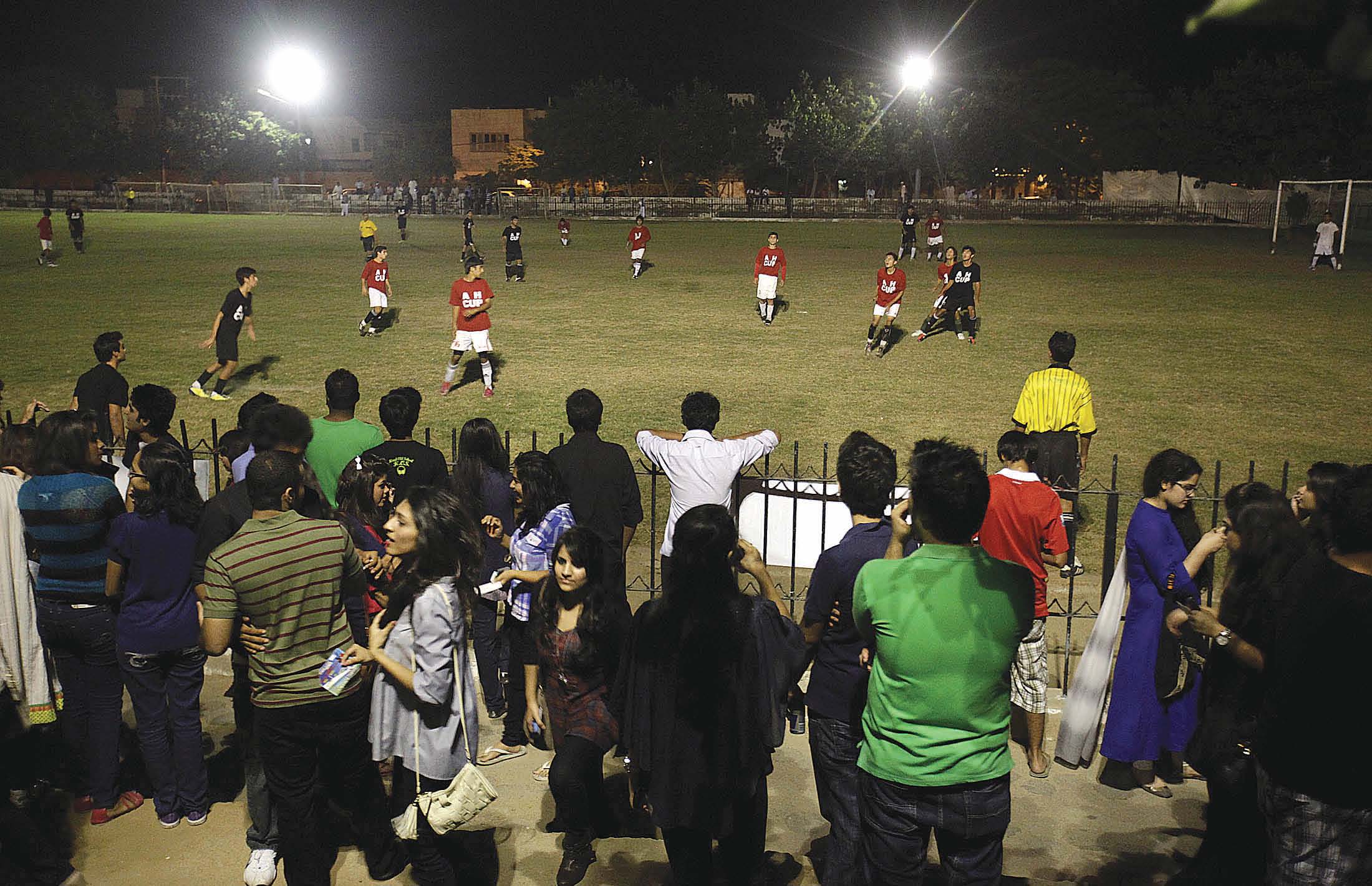 football cup top schools set rivalry aside for charity