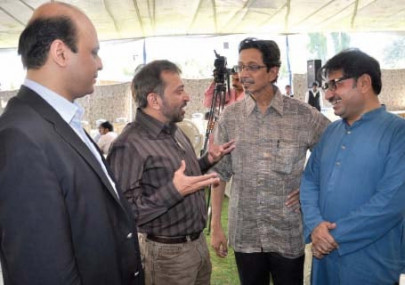 discussing limitations indian journalists feted by mqm discussing limitations indian journalists feted by mqm