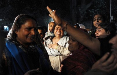 new delhi fire kills 15 eunuchs at convention new delhi fire kills 15 eunuchs at convention