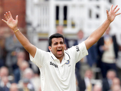 cricket zaheer s place not guaranteed says akram