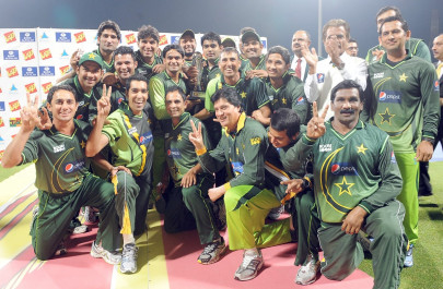 fifth odi pakistan wrap up sri lanka series with three wicket win fifth odi pakistan wrap up sri lanka series with three wicket win